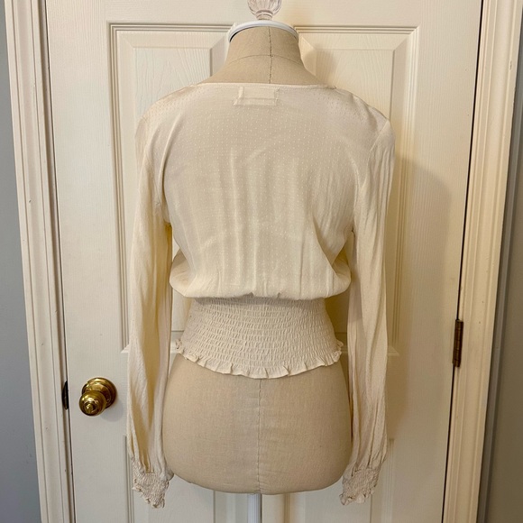 Urban Outfitters UO Ruth V-Neck Blouse in White - Picture 7 of 9